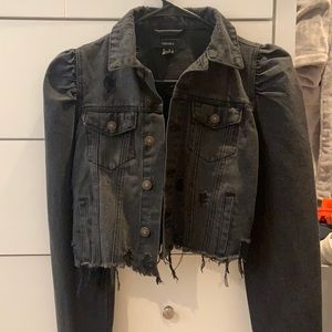 Forever 21 cropped distressed black denim jacket